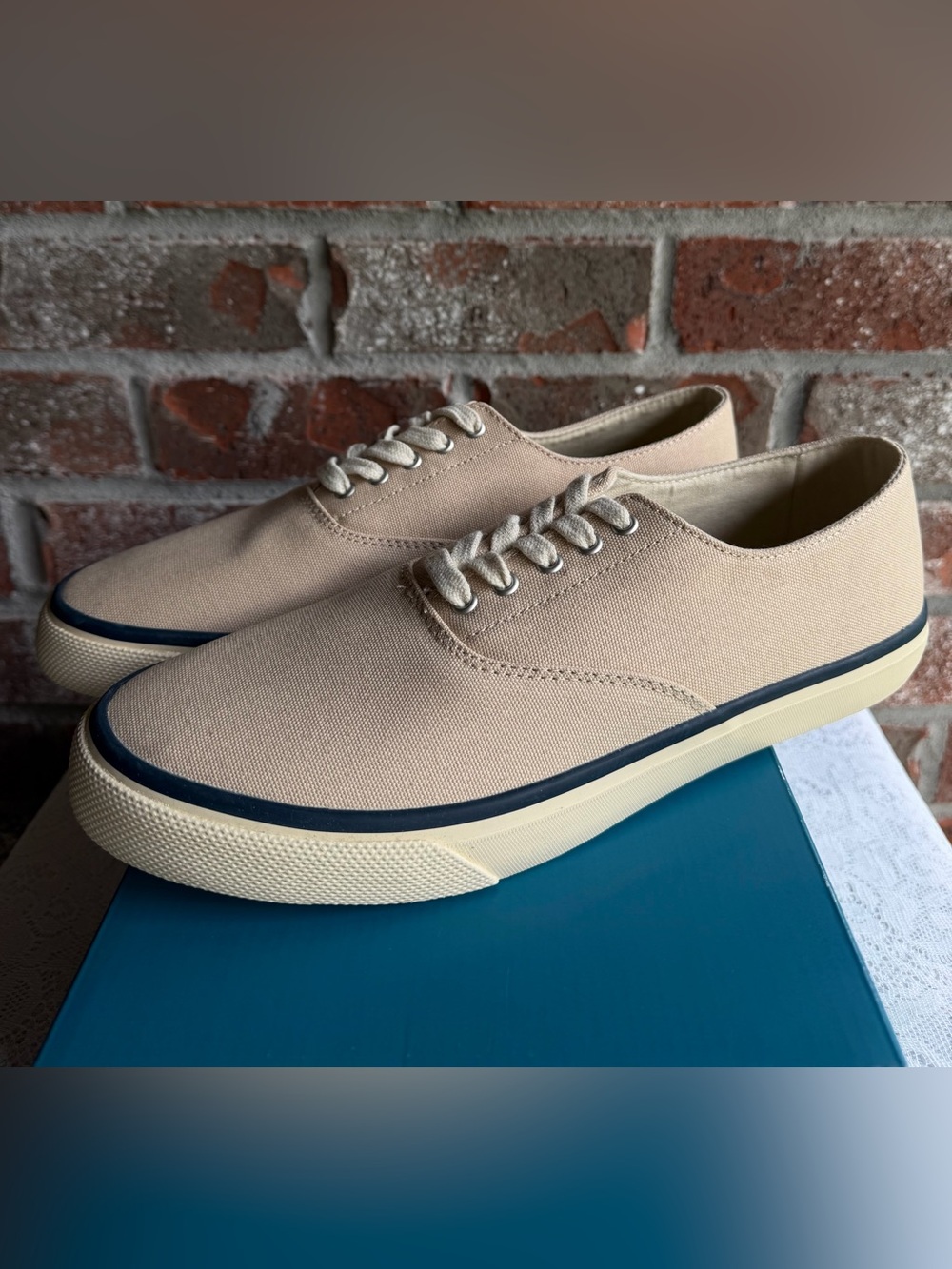 Sperry Classic CVO Sneaker (commonly released as the Cloud CVO). Size 10.5